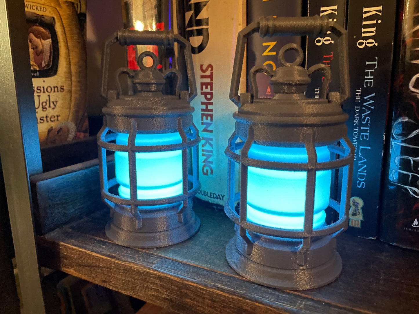 Ghost Lantern - Flickering Glow-In-The-Dark Flameless Tealight