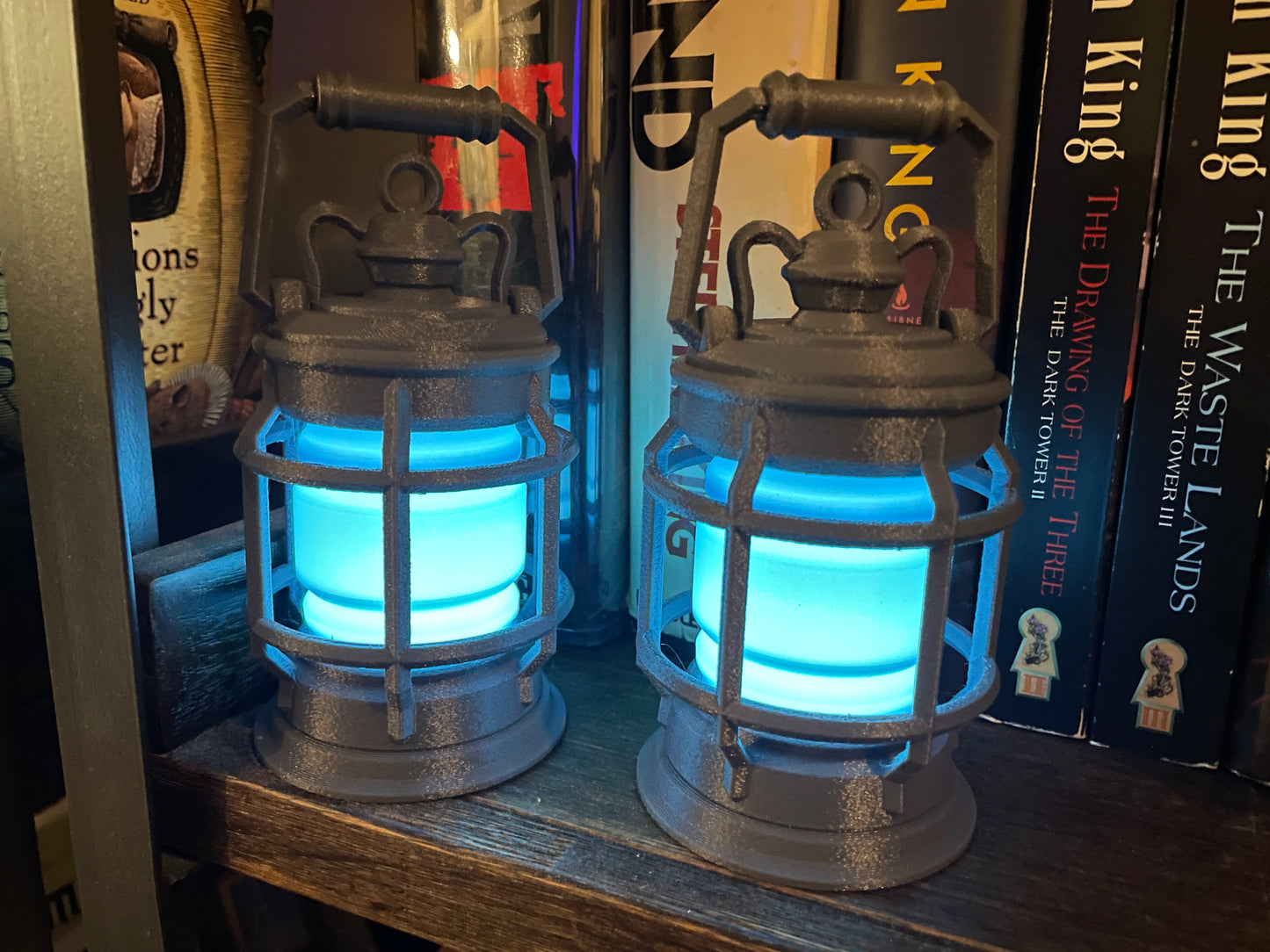 Ghost Lantern - Flickering Glow-In-The-Dark Flameless Tealight