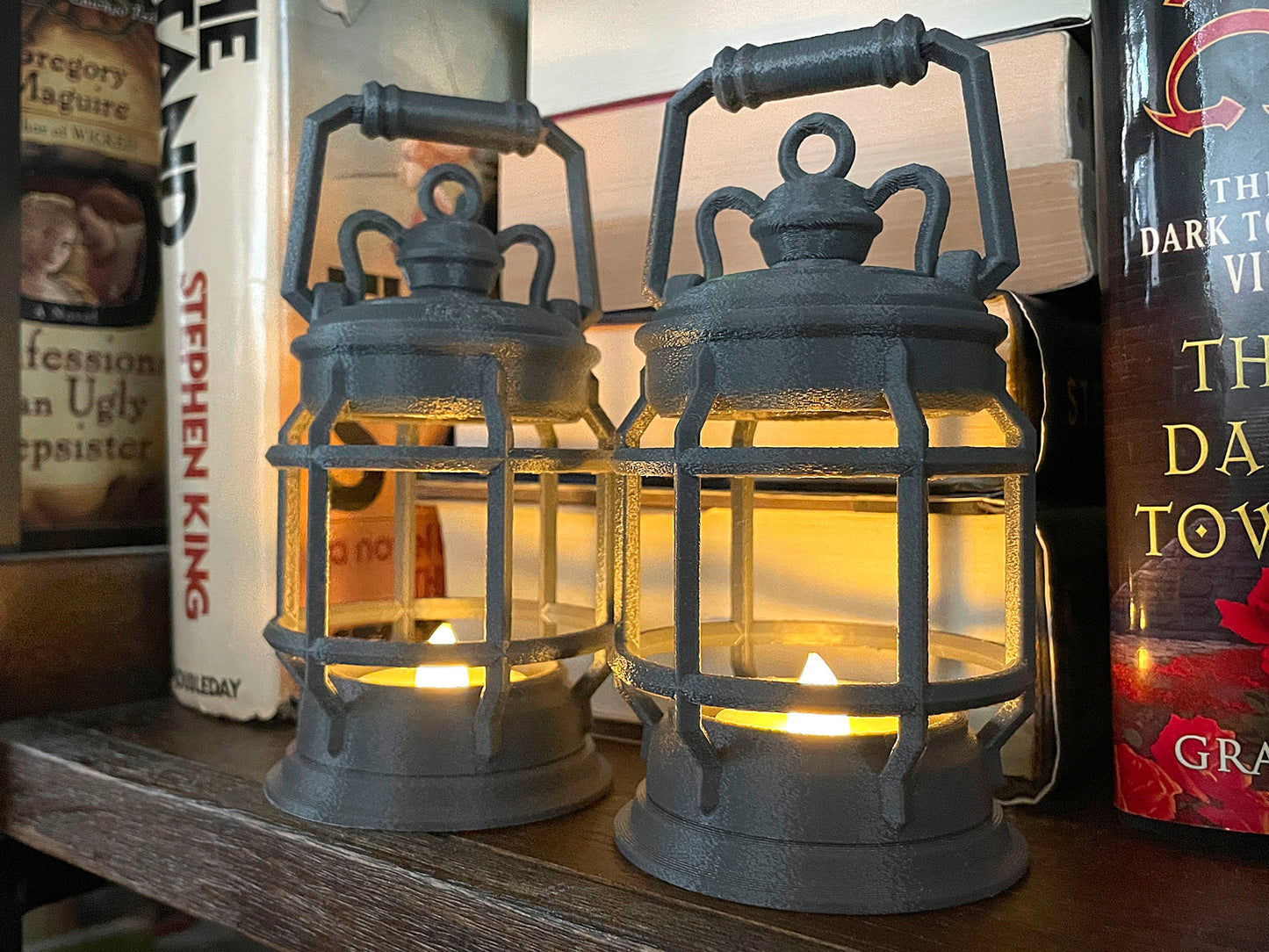Ghost Lantern - Flickering Glow-In-The-Dark Flameless Tealight